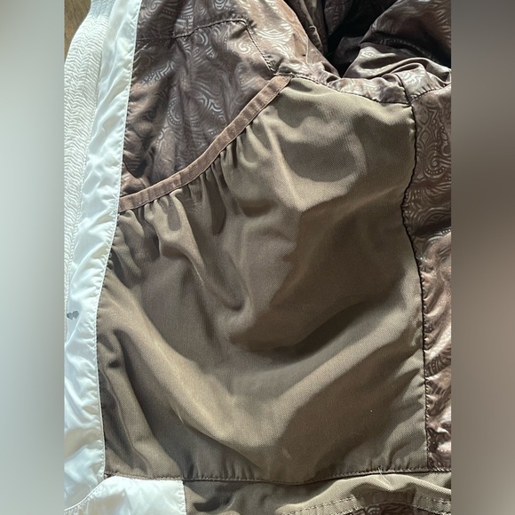 North face white hooded puffer 600 fill jacket - Picture 9 of 16